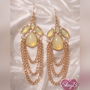 Paparazzi Gold and Cream Chain Earrings